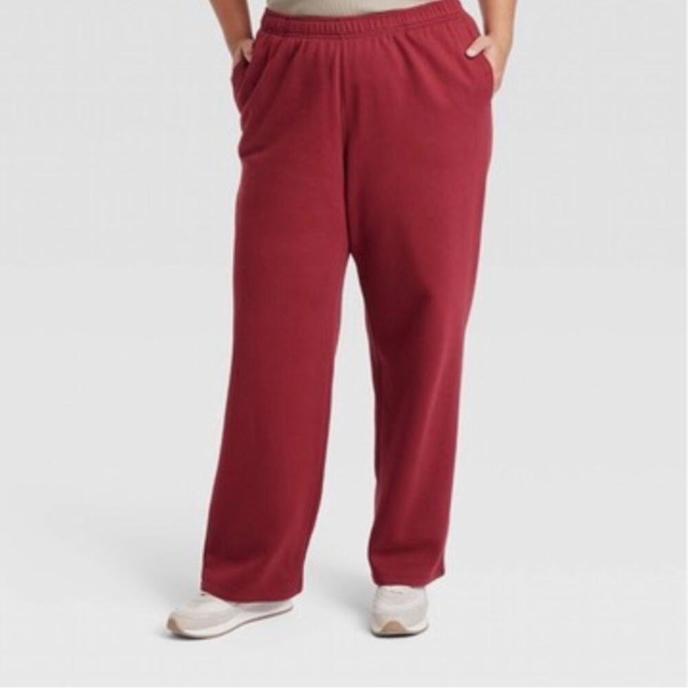 Universal Thread Sweatpants Womens 1X Red Maroon Leisure Studio Mid-Rise Knit